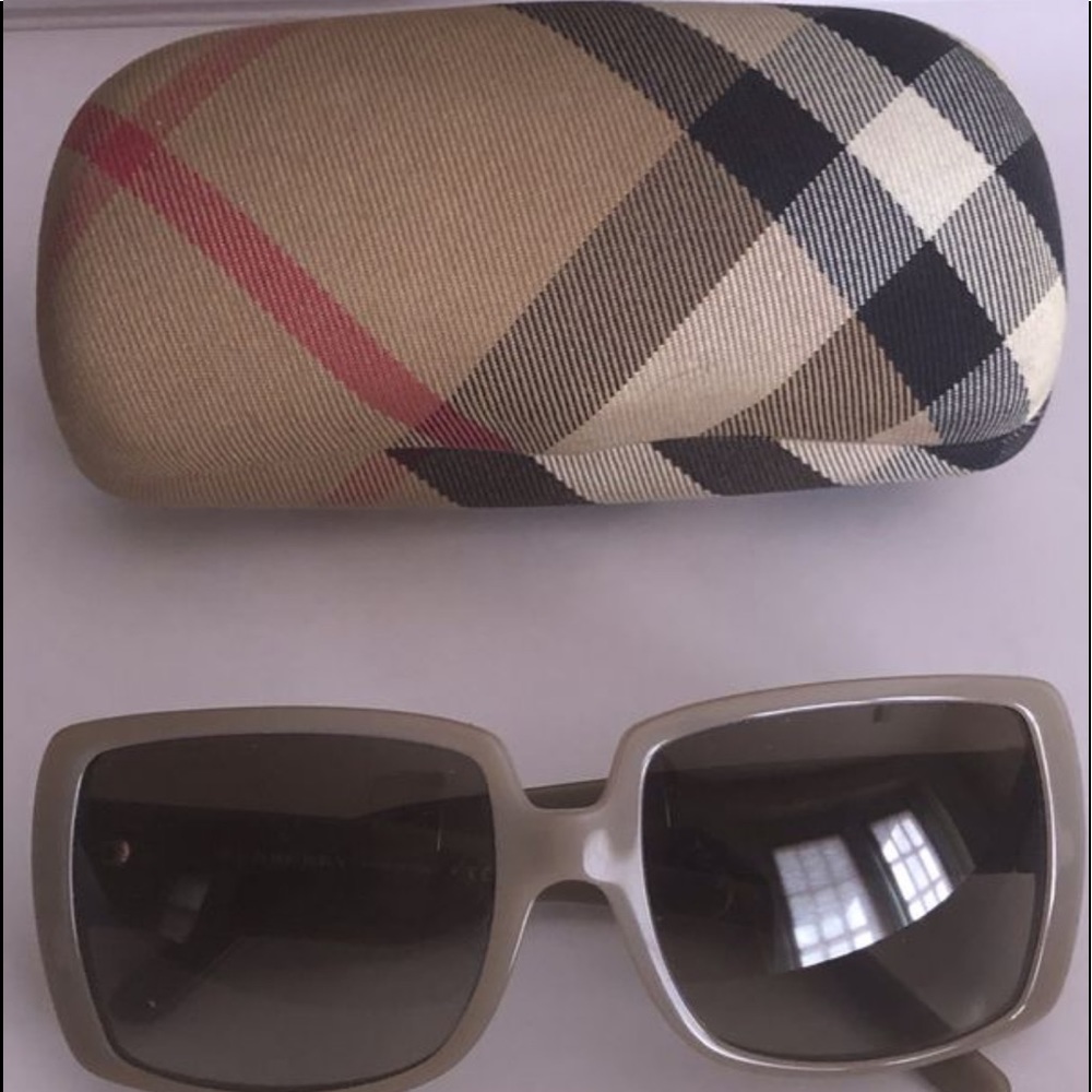 Burberry, Dolce & Gabanna, Jimmy Choo; Kate Spade